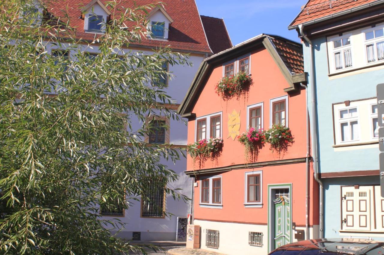 Haus Zum Kleinen Helm Lägenhet Erfurt Exteriör bild